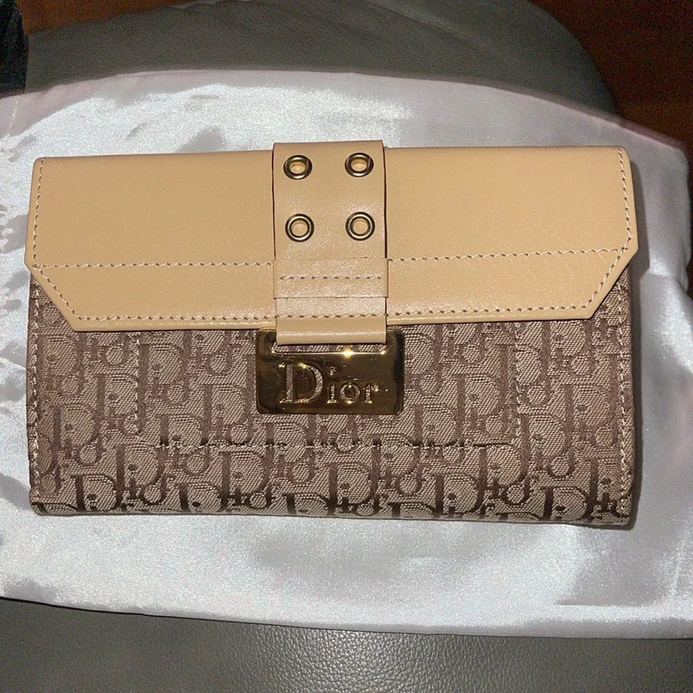 Preloved Dior trotter canvas wallet excellent condition